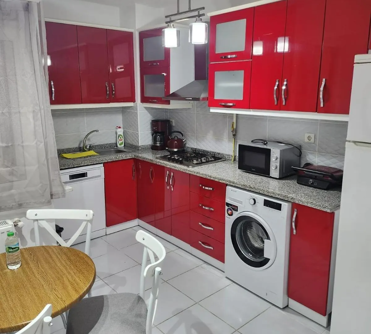 Fully Renovated Apartment İstanbul 0*,