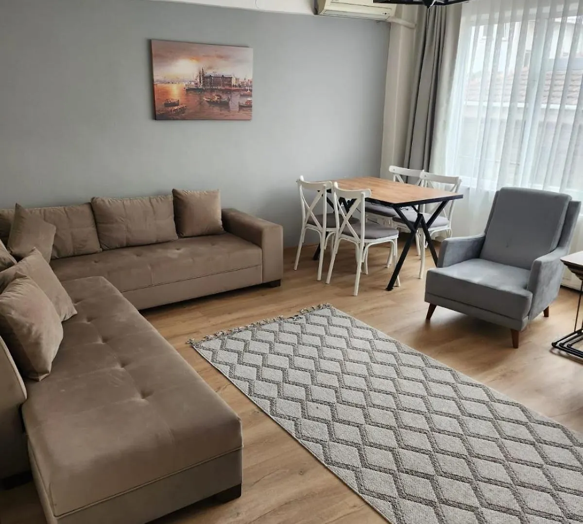 Fully Renovated Apartment Istanbul